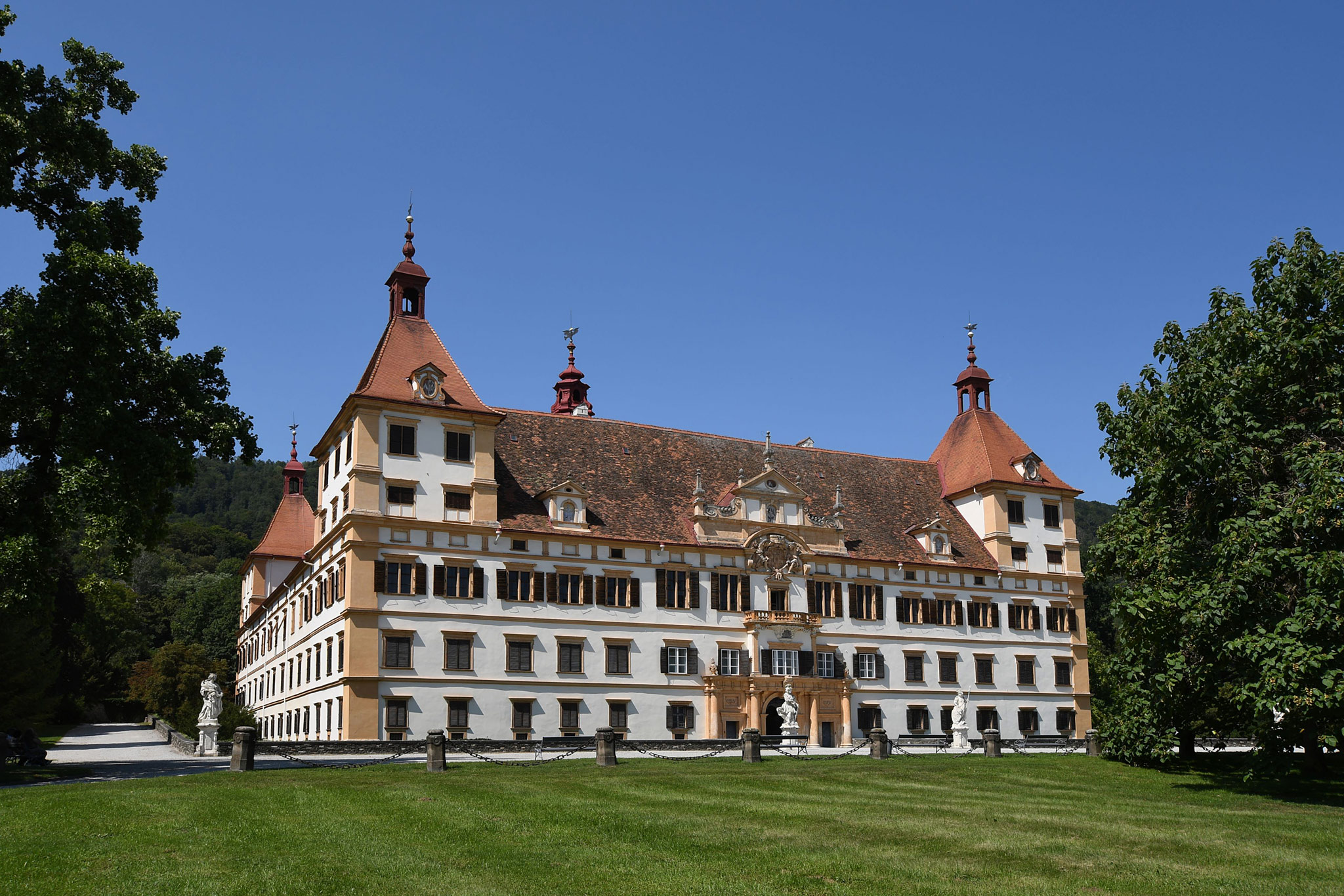 Eggenberg, Graz (Photo license: CC BY 2.0)
